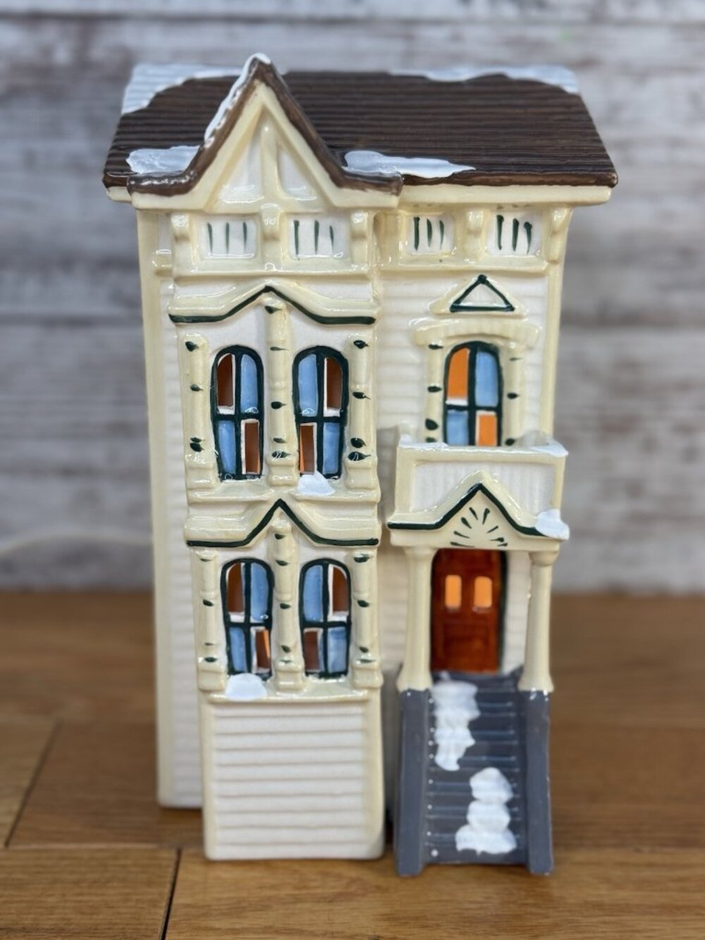 Vintage Dept 56 Snow Village Pacific Heights Lighted House Christmas 1986